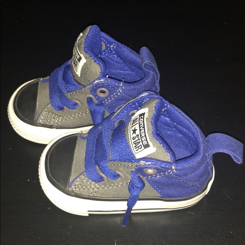 Size 2 infant converse